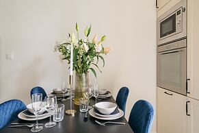 White Lotus - LoftAffair Collection