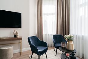 White Lotus - LoftAffair Collection