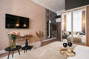 White Lotus - LoftAffair Collection