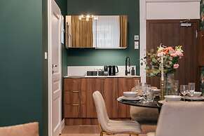 White Lotus - LoftAffair Collection