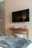 White Lotus - LoftAffair Collection