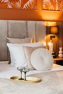 White Lotus - LoftAffair Collection