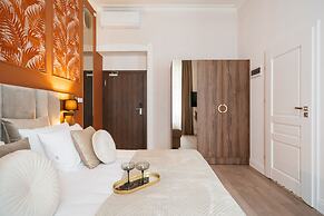 White Lotus - LoftAffair Collection