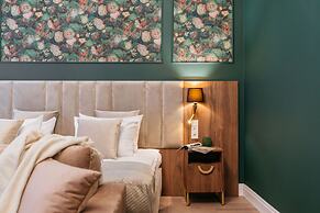 White Lotus - LoftAffair Collection