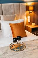 White Lotus - LoftAffair Collection