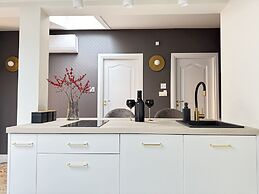 White Lotus - LoftAffair Collection