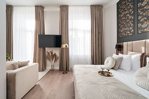 White Lotus - LoftAffair Collection