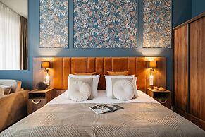 White Lotus - LoftAffair Collection