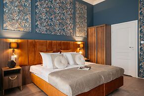 White Lotus - LoftAffair Collection