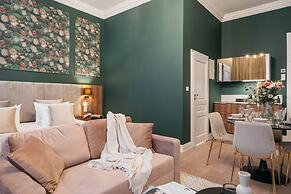 White Lotus - LoftAffair Collection