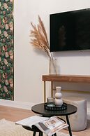 White Lotus - LoftAffair Collection