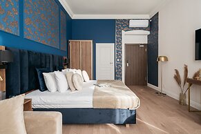 White Lotus - LoftAffair Collection