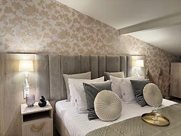 White Lotus - LoftAffair Collection