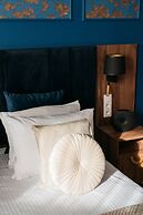 White Lotus - LoftAffair Collection