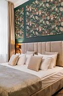 White Lotus - LoftAffair Collection