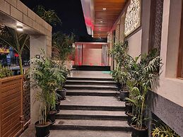 Royal Lakshmi Palace