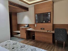 Royal Lakshmi Palace