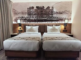 Royal Lakshmi Palace