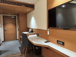 Royal Lakshmi Palace