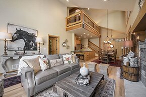 Fall River Retreat - Monthly Long-term Vacation Rental 3 Bedroom Townh