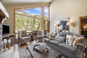 Fall River Retreat - Monthly Long-term Vacation Rental 3 Bedroom Townh