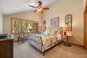 Fall River Retreat - Monthly Long-term Vacation Rental 3 Bedroom Townh