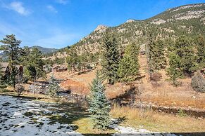 Fall River Retreat - Monthly Long-term Vacation Rental 3 Bedroom Townh