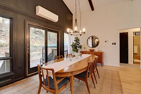 Pool, Tennis & More: Gouldsboro Getaway!