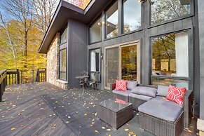 Pool, Tennis & More: Gouldsboro Getaway!