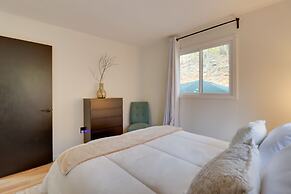 Pool, Tennis & More: Gouldsboro Getaway!