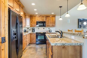 Spacious Fraser Gem: 7 Mi to Winter Park!