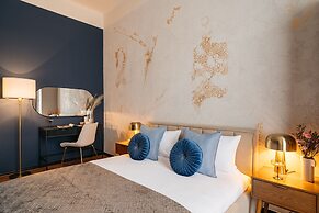 Moonlight II Apartment - LoftAffair