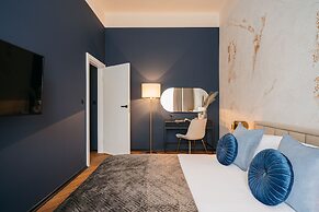 Moonlight II Apartment - LoftAffair