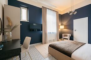 Moonlight II Apartment - LoftAffair