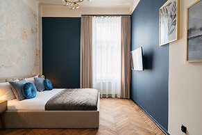 Moonlight II Apartment - LoftAffair