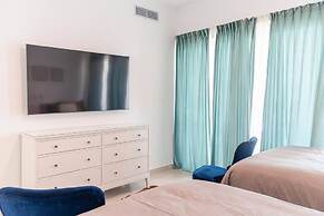 Spacious Apto With Spectacular Views Of The Beach