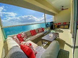Spacious Apto With Spectacular Views Of The Beach