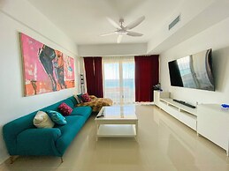 Spacious Apto With Spectacular Views Of The Beach