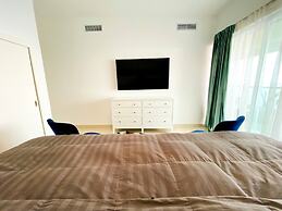 Spacious Apto With Spectacular Views Of The Beach