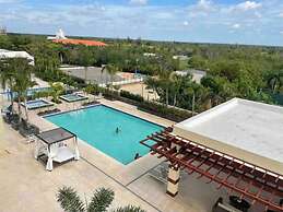 Spacious Apto With Spectacular Views Of The Beach