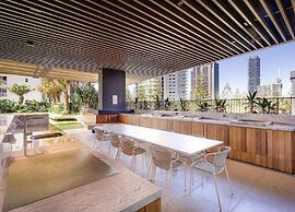 Signature Broadbeach - GCLR