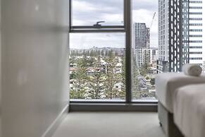 Signature Broadbeach - GCLR