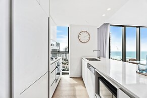 Signature Broadbeach - GCLR