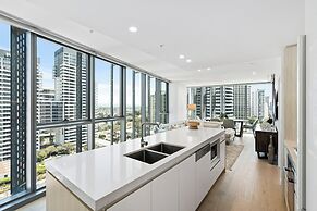 Signature Broadbeach - GCLR