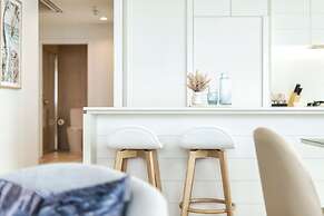 Signature Broadbeach - GCLR