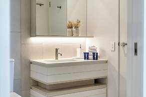 Signature Broadbeach - GCLR