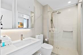 Signature Broadbeach - GCLR