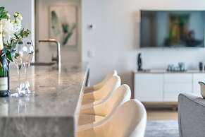 Signature Broadbeach - GCLR