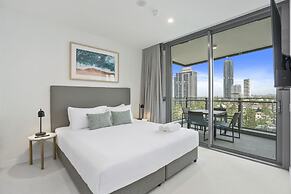 Signature Broadbeach - GCLR