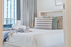 Signature Broadbeach - GCLR